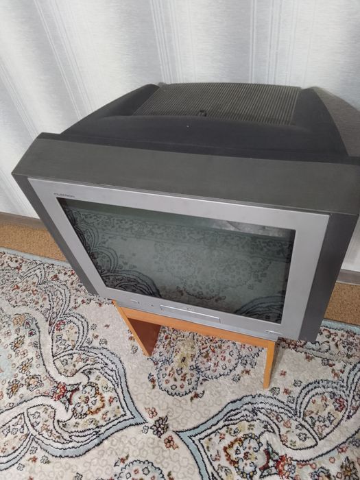 Прода телевизор LG