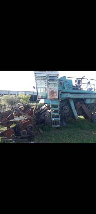 Продаётся комбайн Енисей.