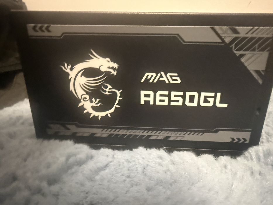 Sursa msi 650W 80+ gold