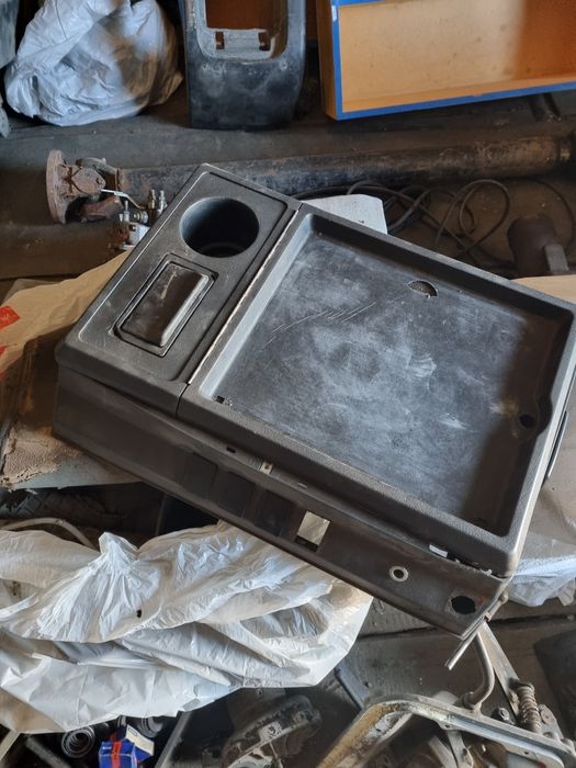 Запчасти VOLVO F12.