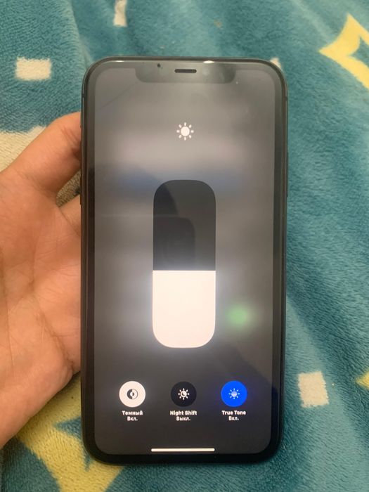 Продам IPhone 11 в хорошем состояний