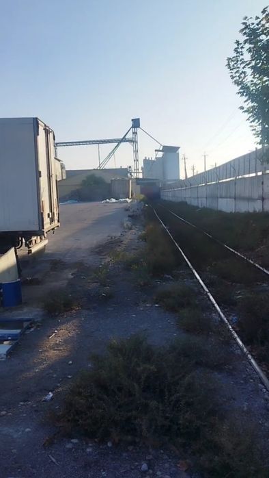 Продаётся база 2 Гектара с ЖД веткой, Янгиюль