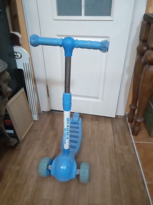 Самокат . Отличный