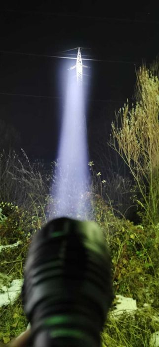 Lanterna.Convoy L21A cu led-3000Lumeni - 1300m