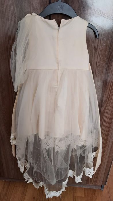 Платье на девочку