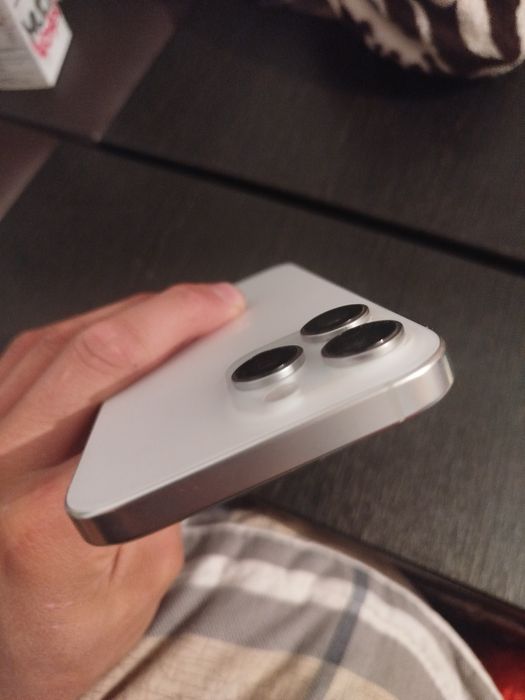 Продам iPhone 16 pro max
