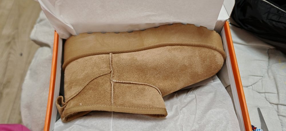 Ugg-uri noi mărimea 41