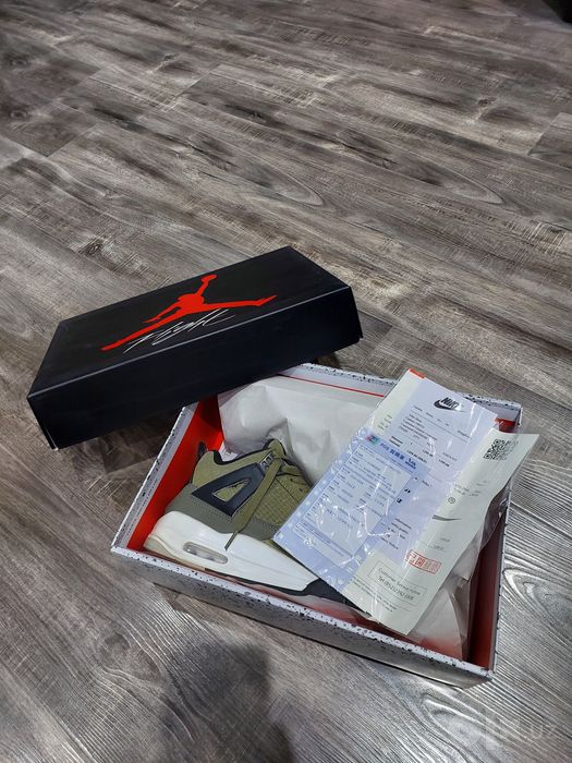 Nike Air Jordan 4 Olive