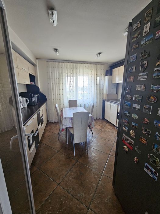 Apartament 4 camere
