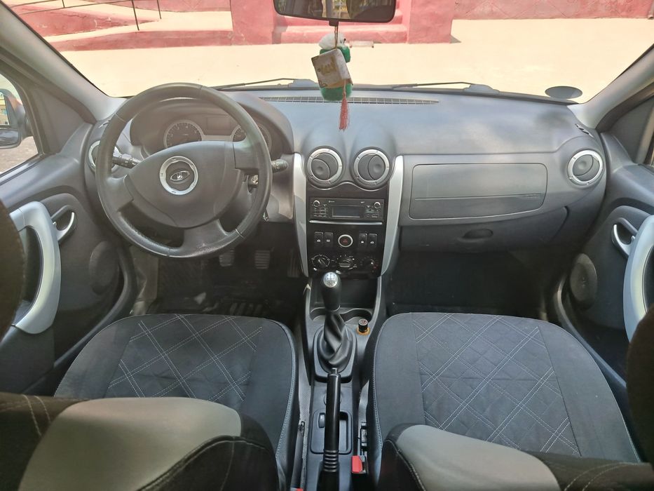 Lada Largus 2018