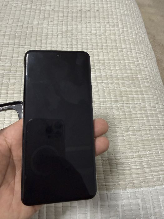 Redmi note 15 pro 12.256 yengidek