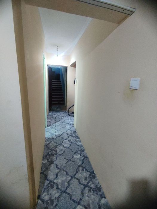 1 xonali sotiladi uy o'zimzaniki bez makler