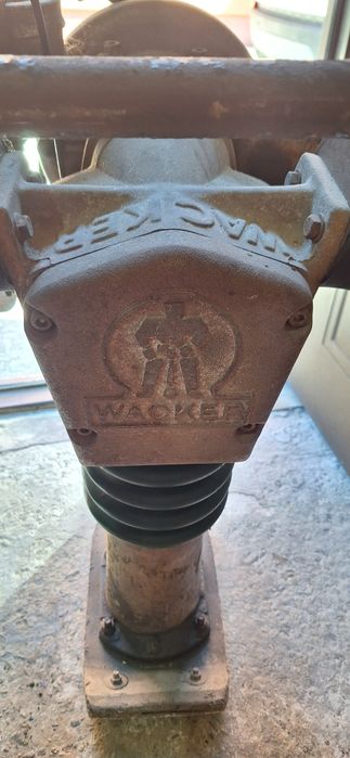 Compactor wacker