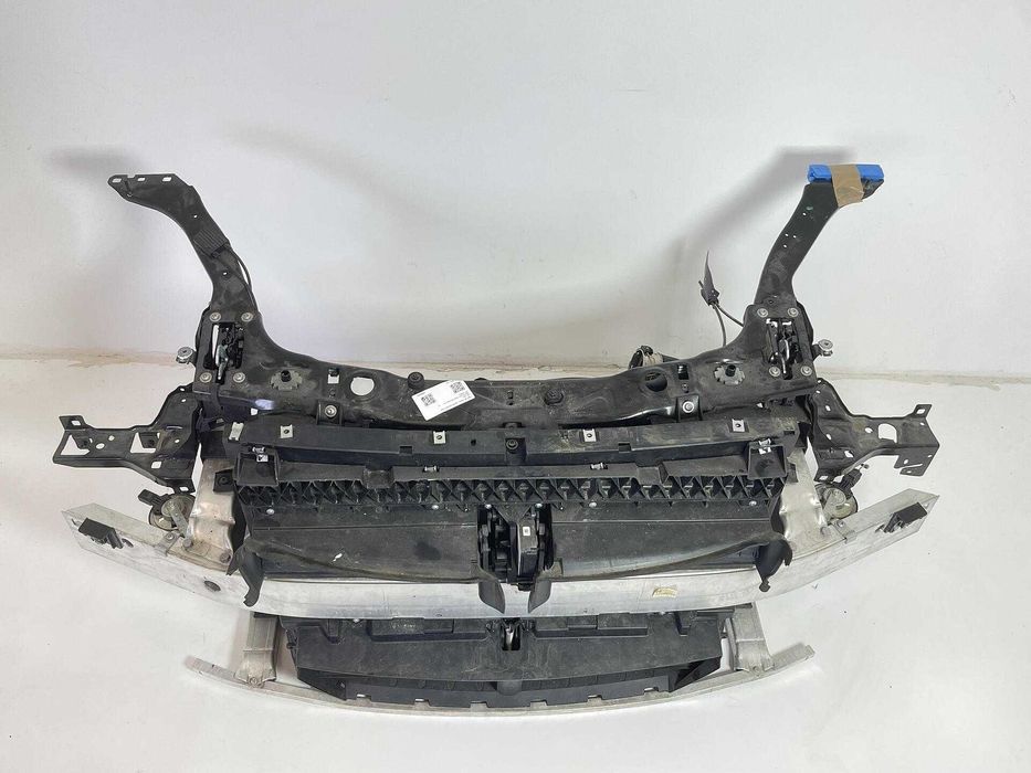 К-т предна маска с греда и радиатори за BMW 2er F46 LCI