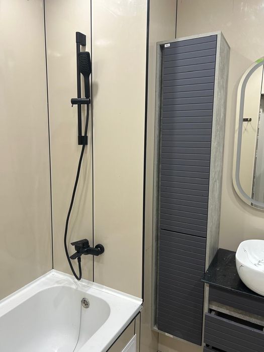 поклейка обоев, ламинат, бамбук