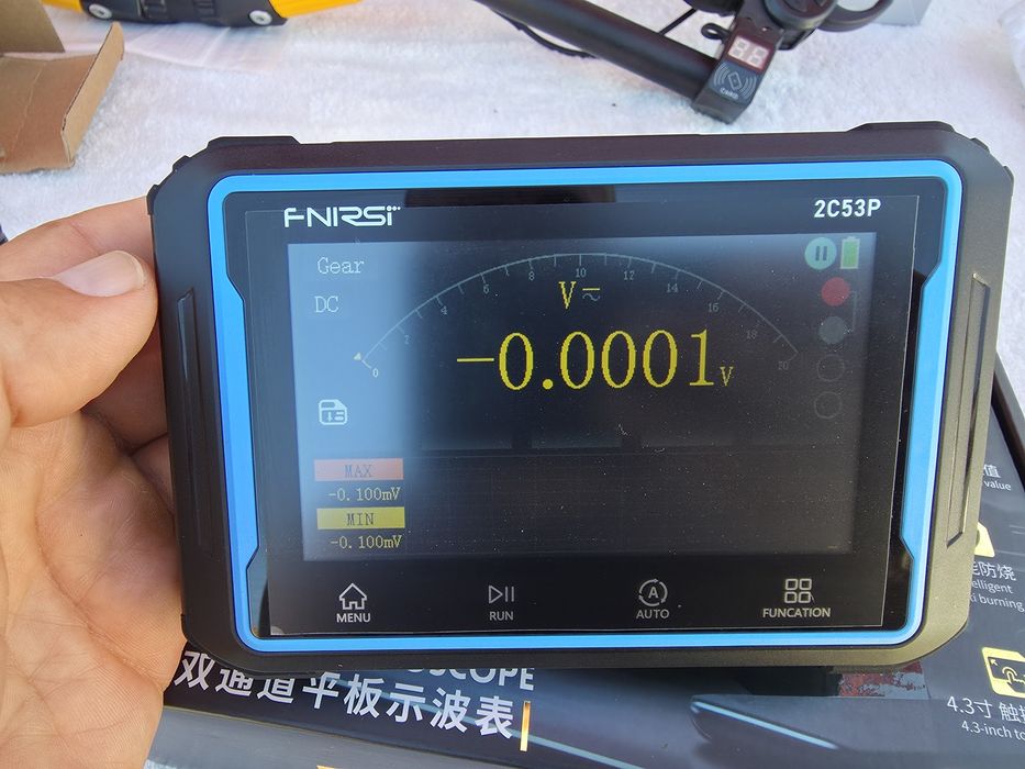 Osciloscop portabil cu generator si multimetru FNIRSI 2 C 53P