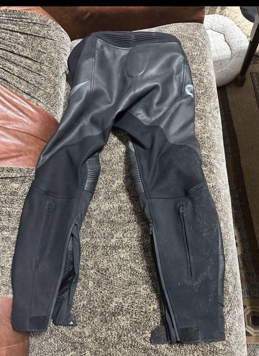 Blugi moto piele