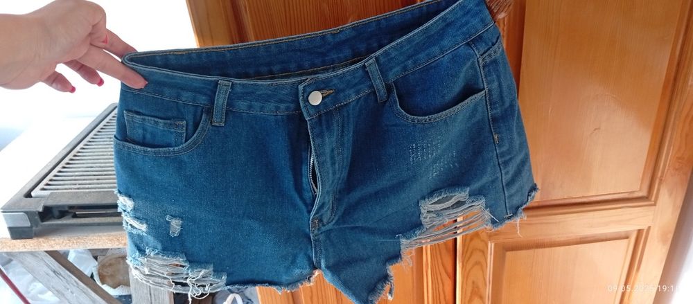 Дамски къси дънки