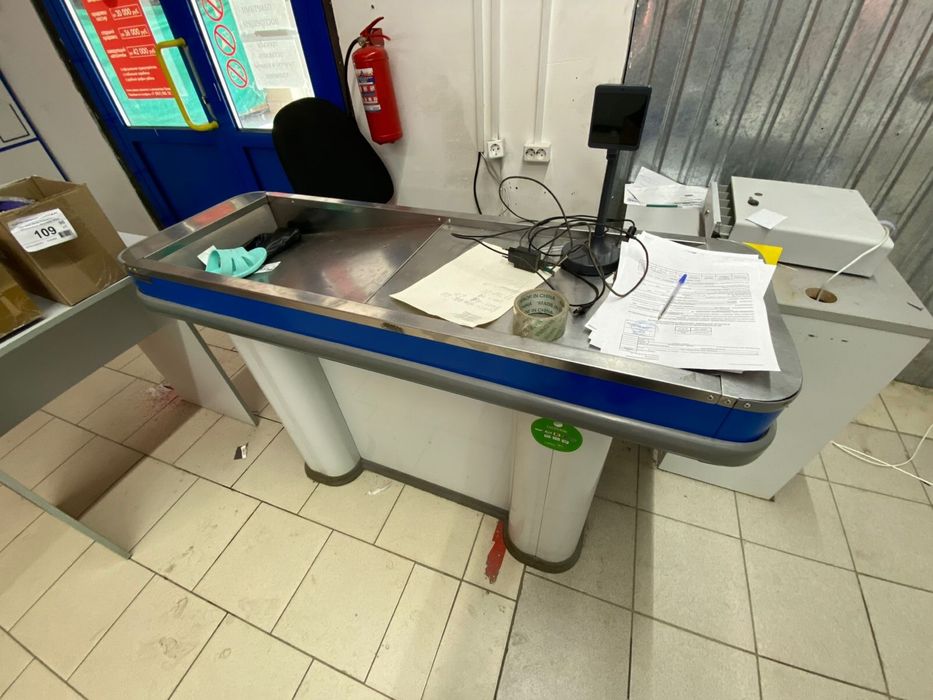 Кассовый бокс стол бу