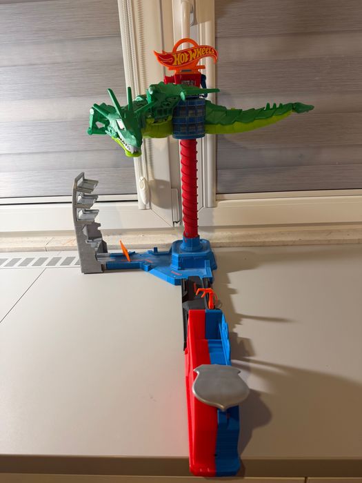 Писти писти hot wheels