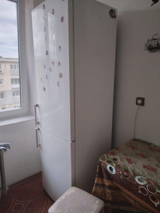 Vând apartamet cu 2 camere in Motru