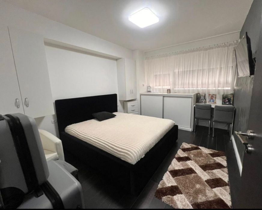 Vand Apartament