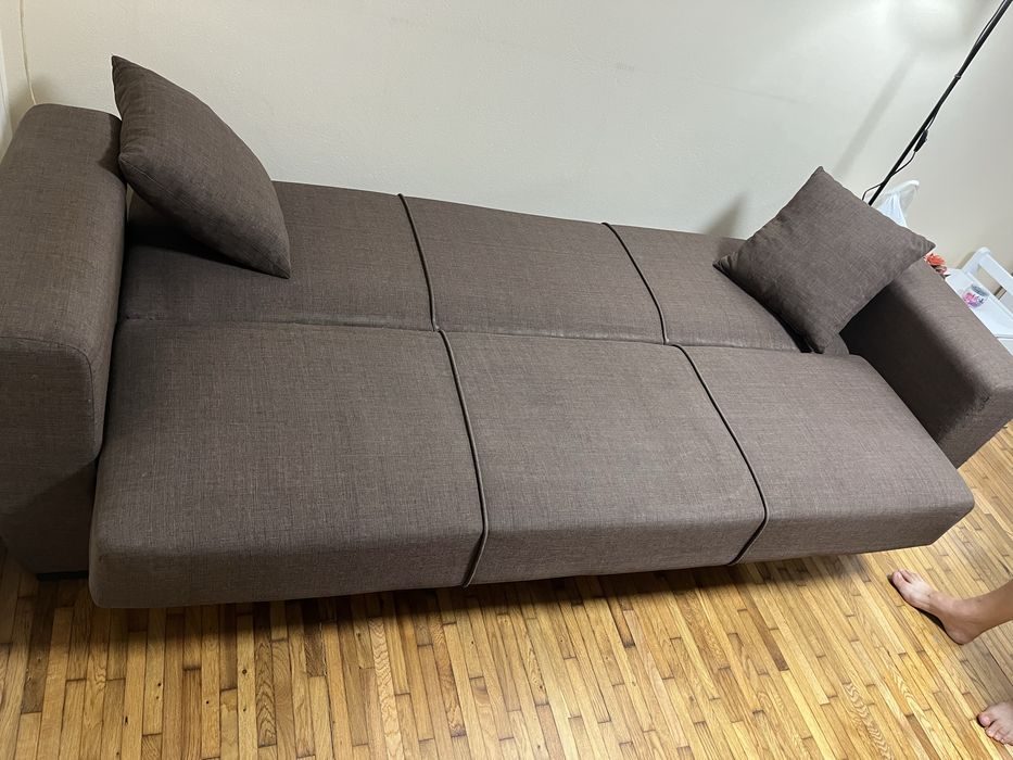 Canapea extensibila cu lada