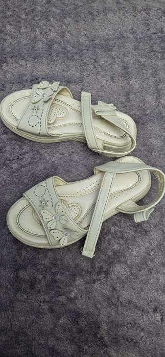 Детская обувь для девочки