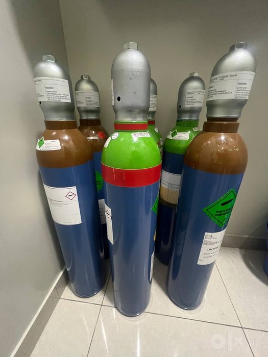 Продается азотние балони