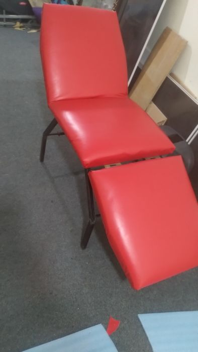 Продаётся кушетки.