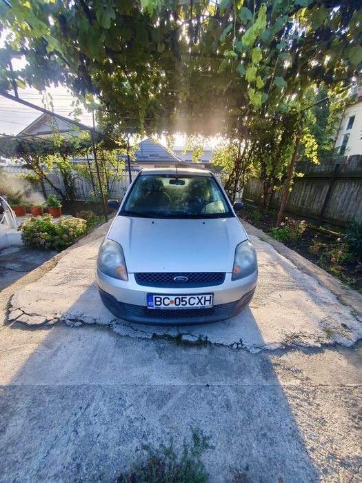 Ford Fiesta 1.25 Benzina, 75 CP, an 2007 – 64.000 km