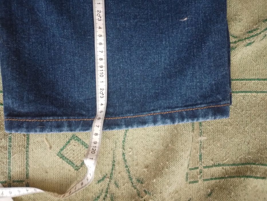 Продам джинсы ,широкие