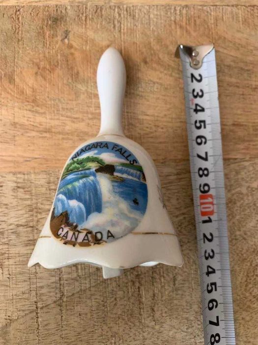 Красива стара камбанка(порцелан-Япония) -Ниагарски водопад