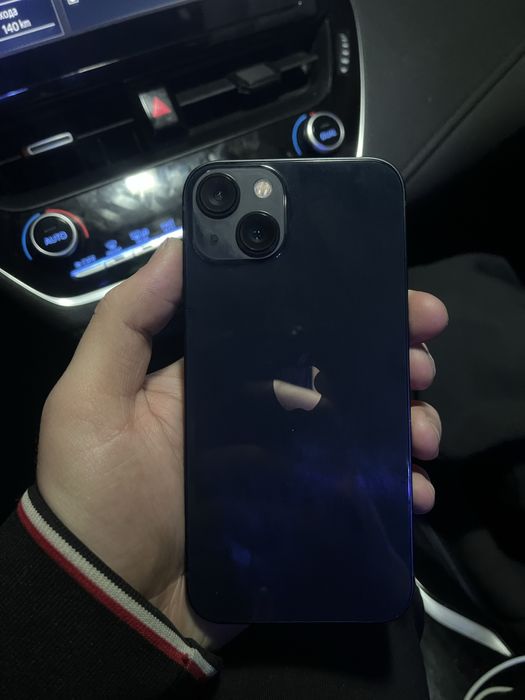 Айфон 13 синий цвет