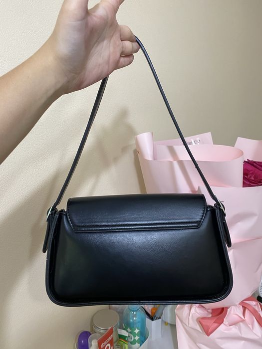 Кожанная сумка багет