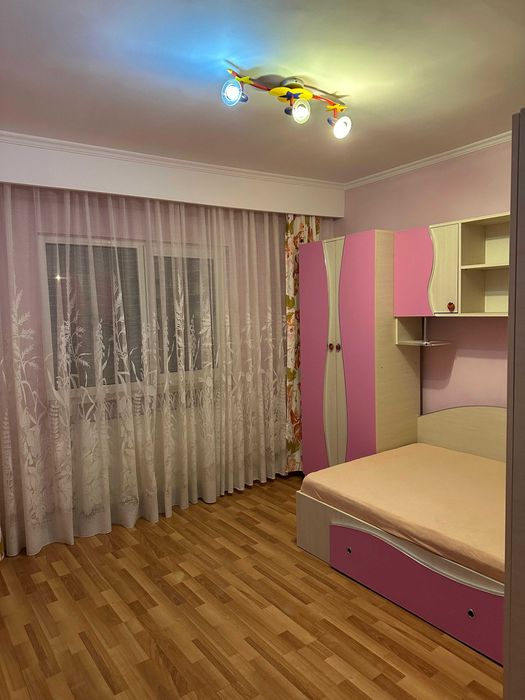 Inchiriez Apartament 4 camere Gavana 3