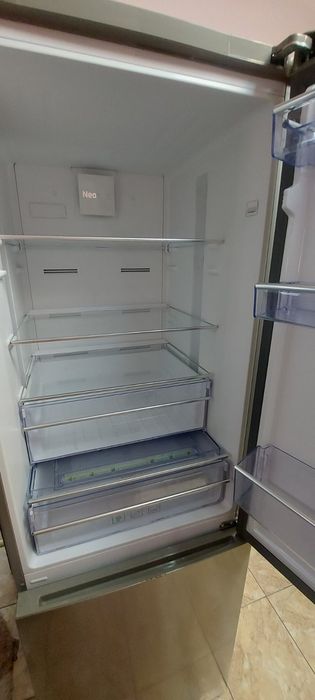 Хладилник с фризер Beko