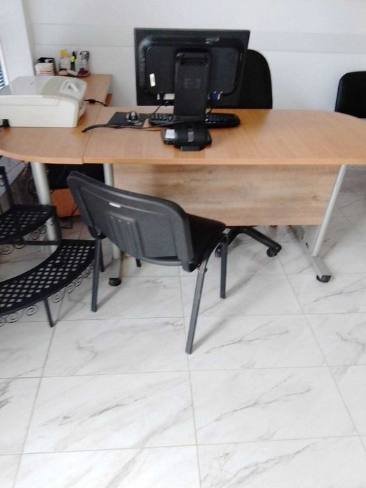 Обзавеждане за офис продавам