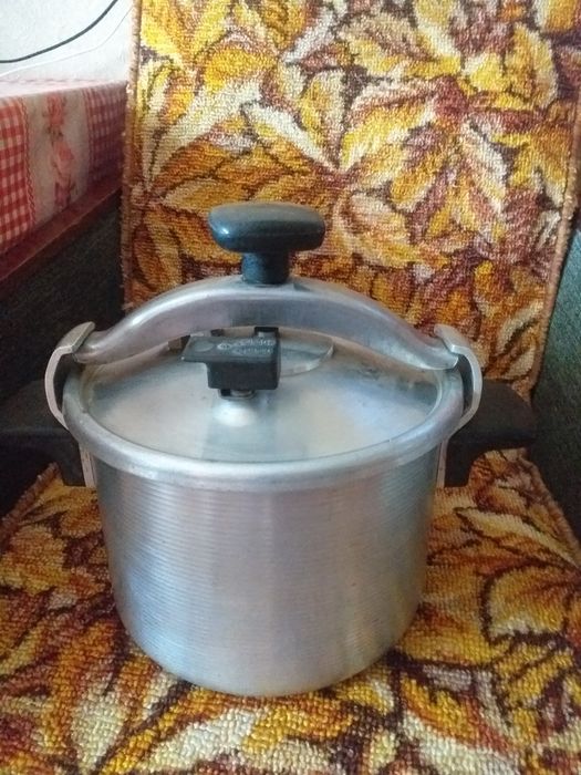Продаю скороварку