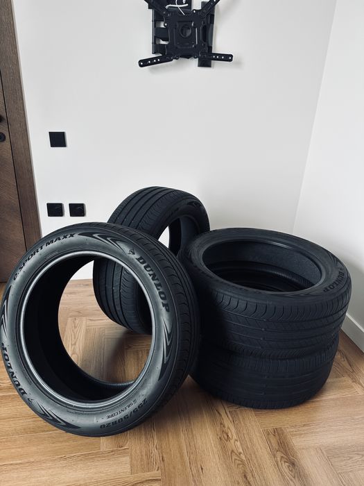Dunlop e.sport Maxx 255/50R20 шины