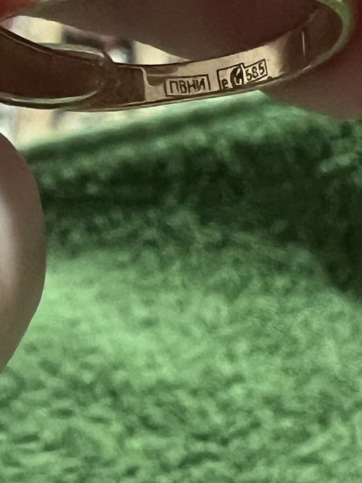 Золотой кольцо 585 пробо