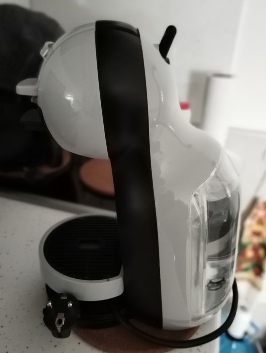 Кафемашуна с капсули Krups Dolce Gusto KP1KP20