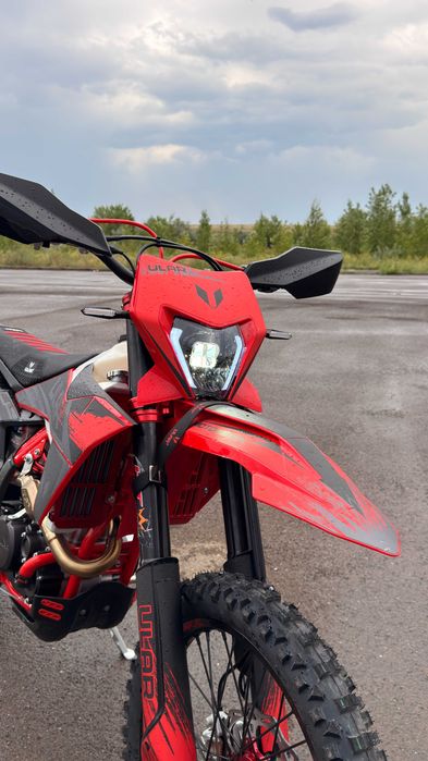 ULAR YB300-S8 Орал