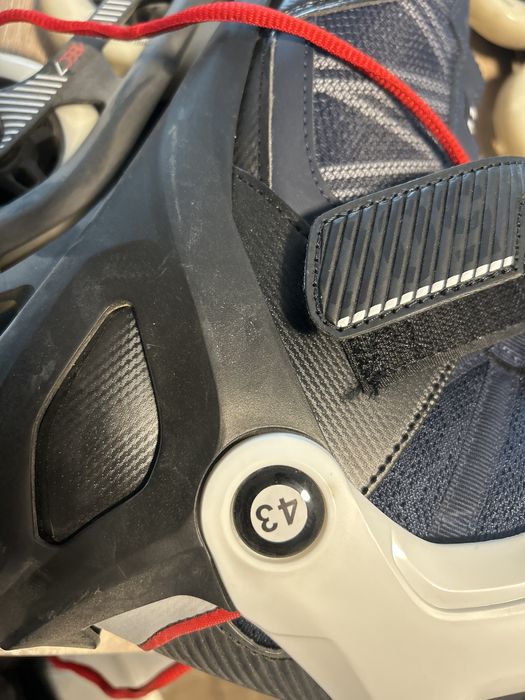 Продавам ролери и протектори decatlon 43 номер