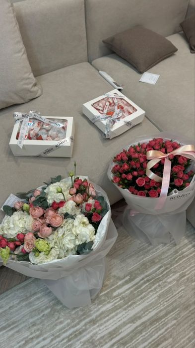 Цветы и сладости один набор 10000
