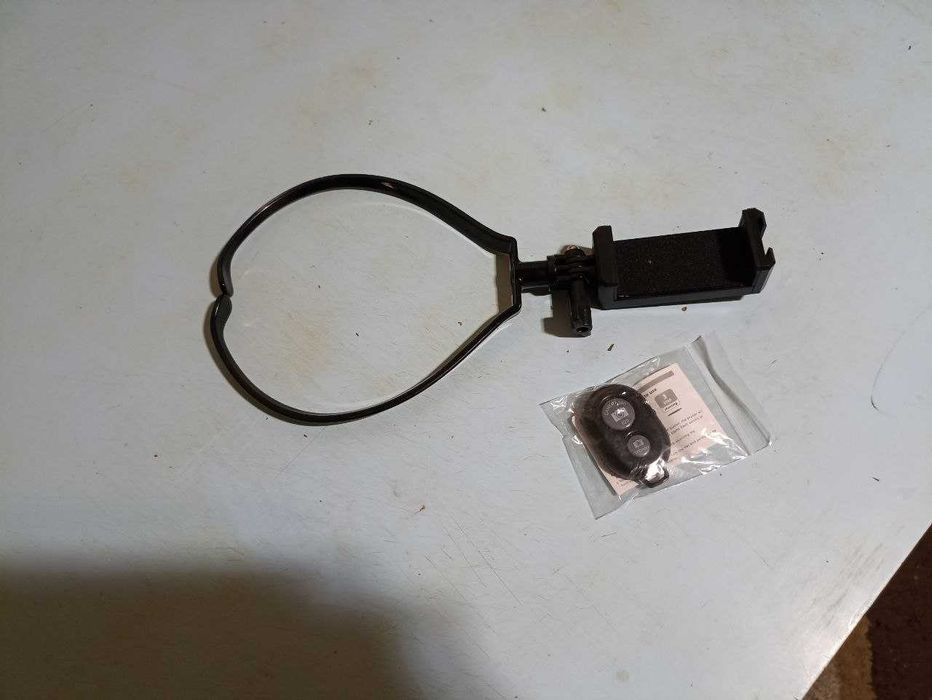 устройство для ношения телефона на шее