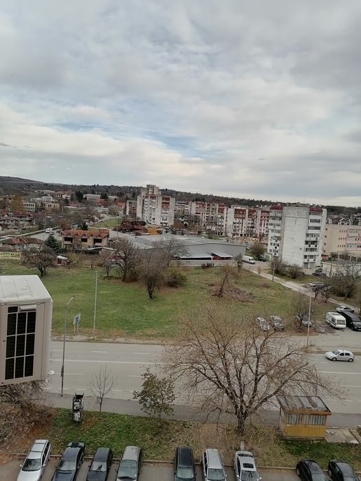 Продава се Двустаен апартамент в Разград, Лудогорие - 67 кв.м за 1256 €/кв.м - Снимка #3