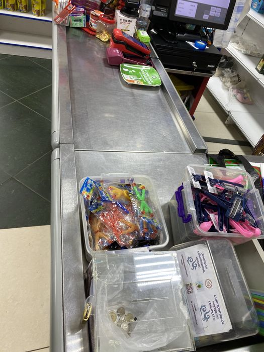 Продам кассовую зону