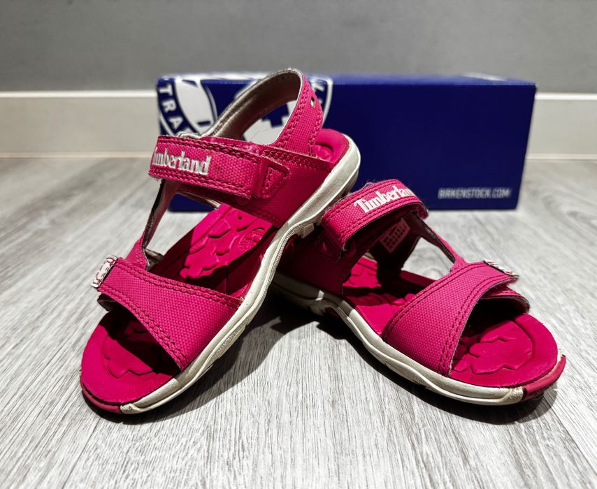 Босоножки в хорошем состоянии на 4 года