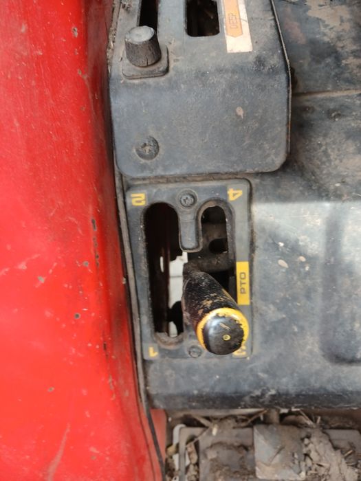 Tractor Mitsubichi 30cp 4x4